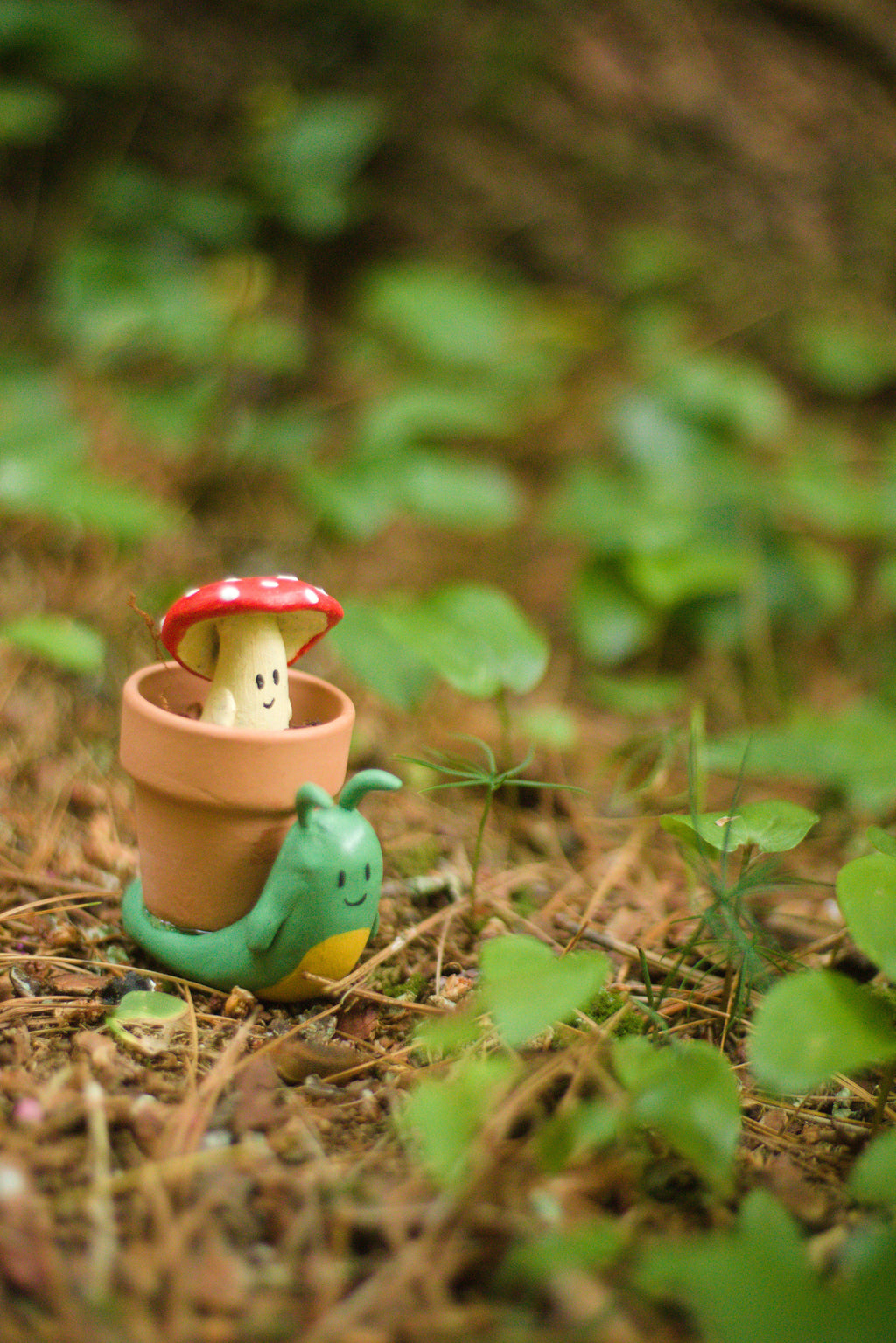 Snailrier and Shroomp on an Adventure 8x10