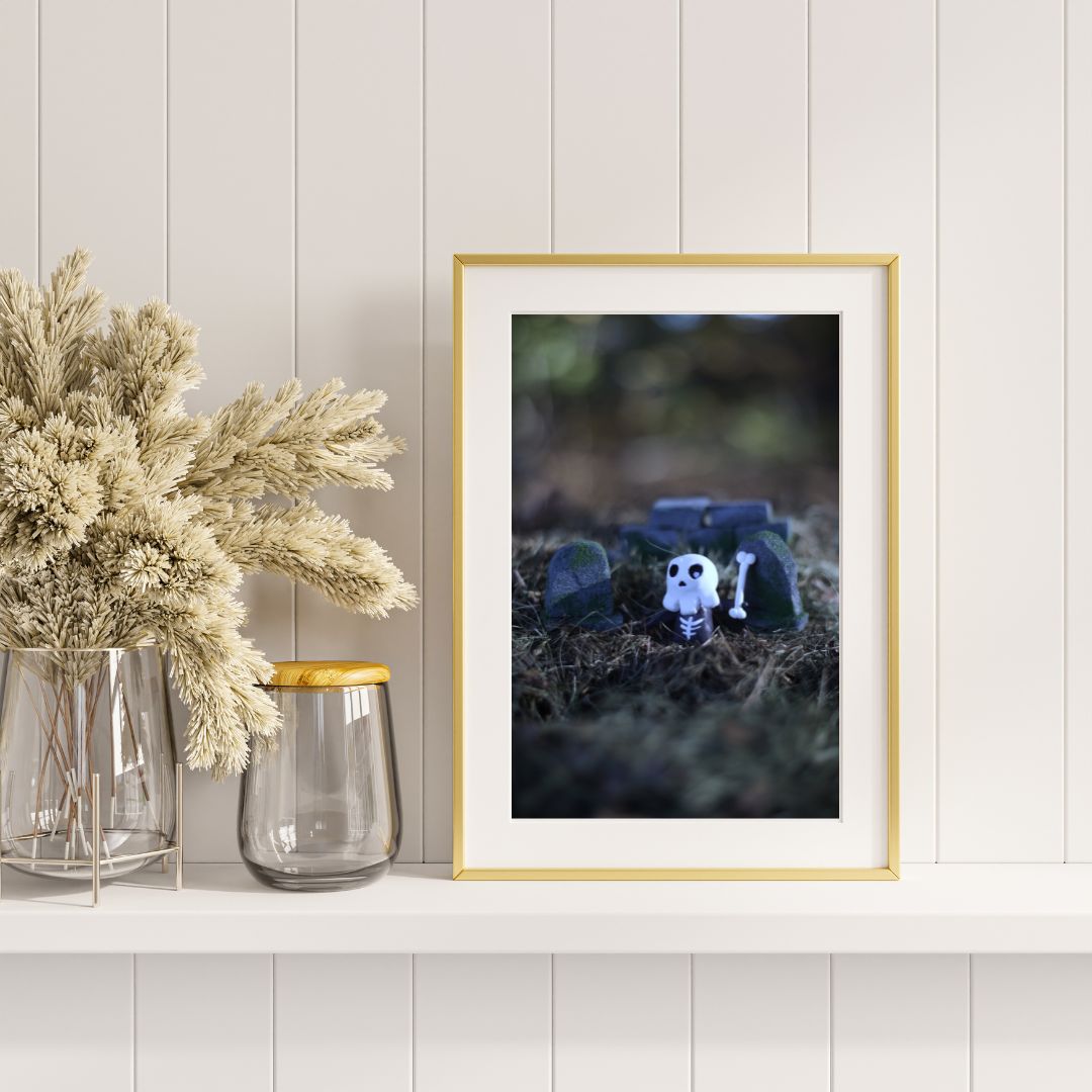 Skeletoone in the Graveyard